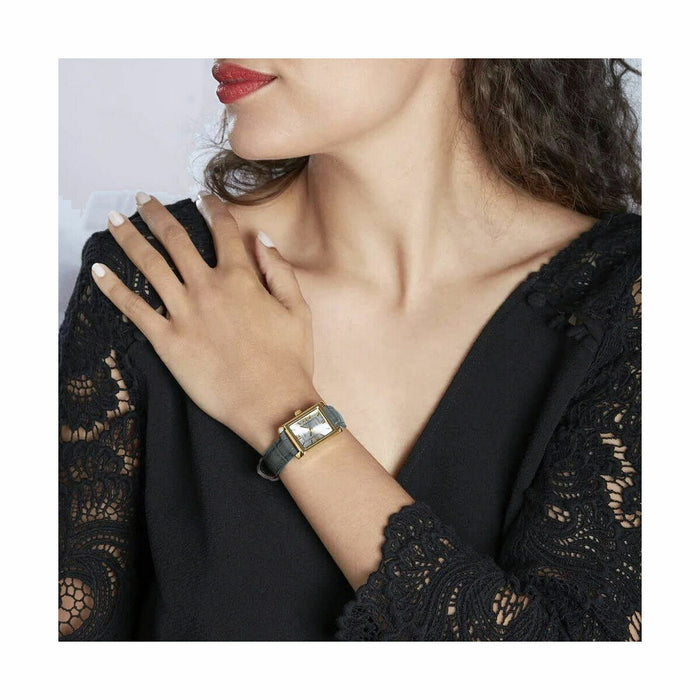 V6HA10D4A5F9AD2C5A3180AE1D3F9E6884AR7472758P4