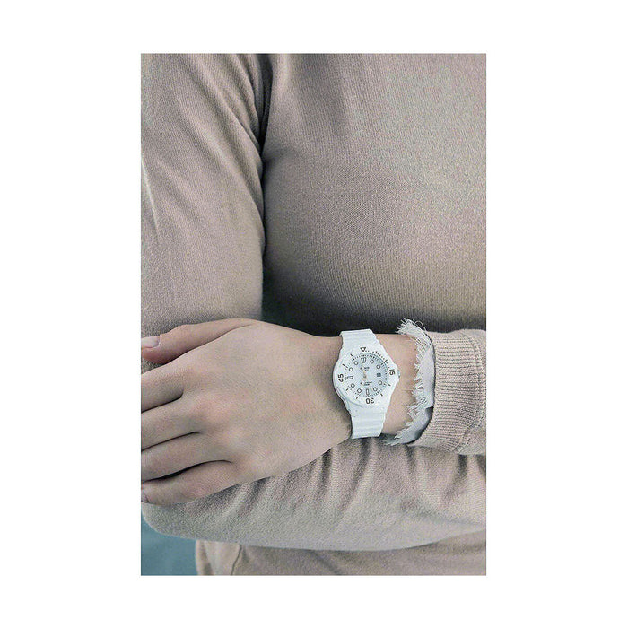 V11HE6E0F7280A77D3E009D0A6BE11CE802BR3882809P6