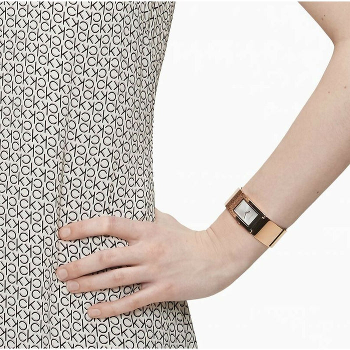 V12HE7EA262B1FADE9F23810AE0DB5C812ECR4451029P8